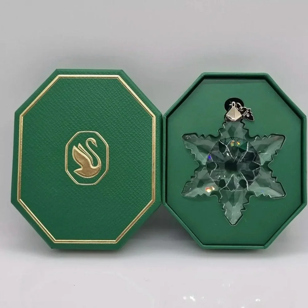 Swarovski 2024 Annual Edition Little Snowflake Ornament - New in Box